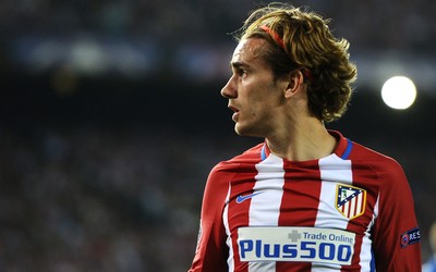 冠竞体育快讯-低调做人高调踢球